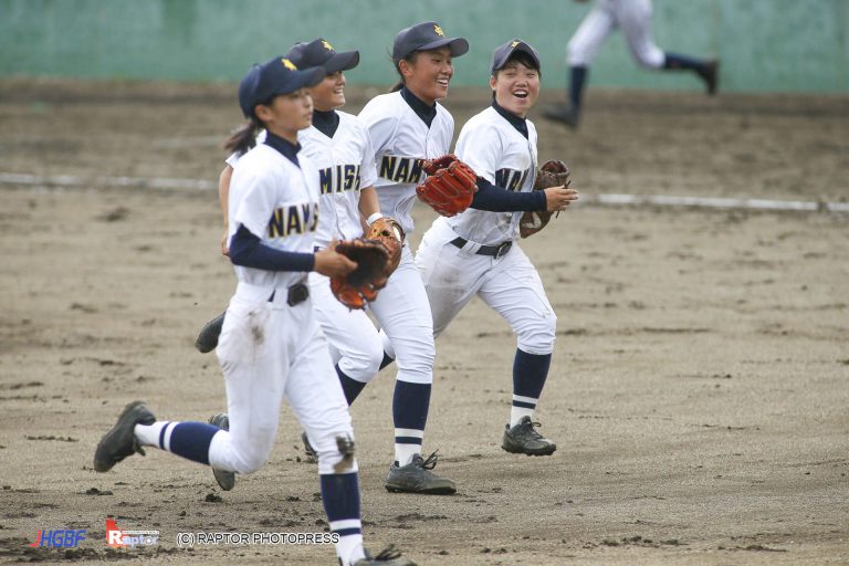 Photo Of The Day 全国高等学校女子硬式野球連盟